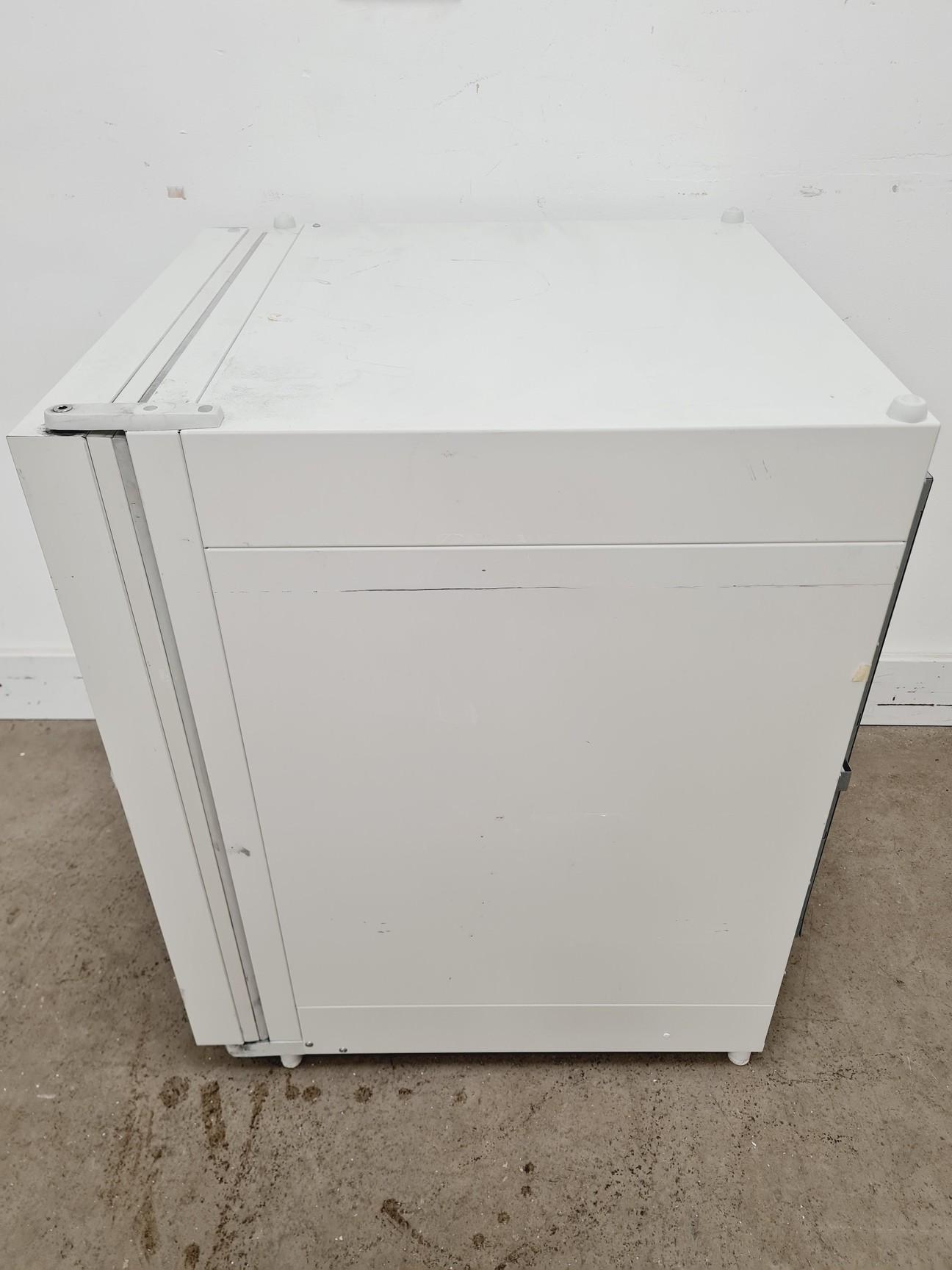 Image of Thermo Scientific HERAcell 150i CO2 Incubator