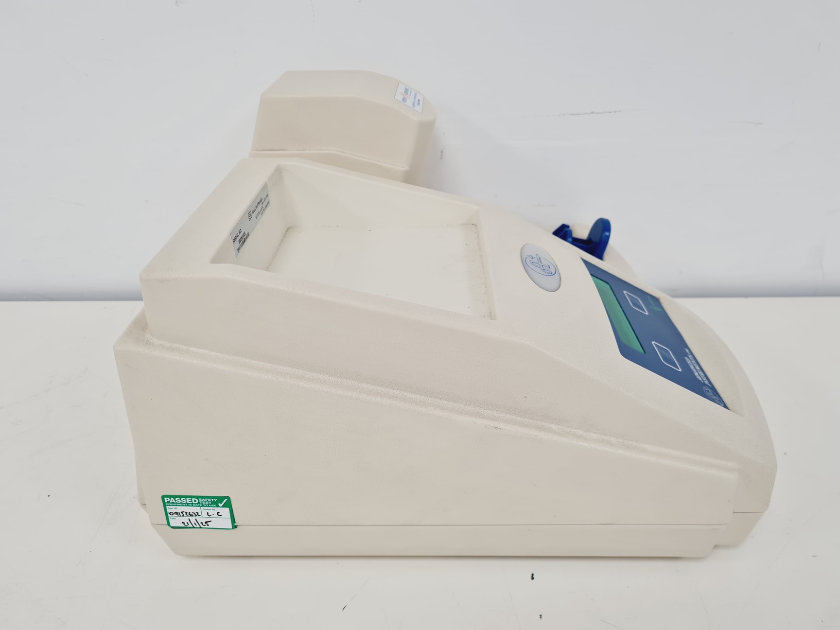 Image of Advanced Instruments Model 3320 Osmometer Lab