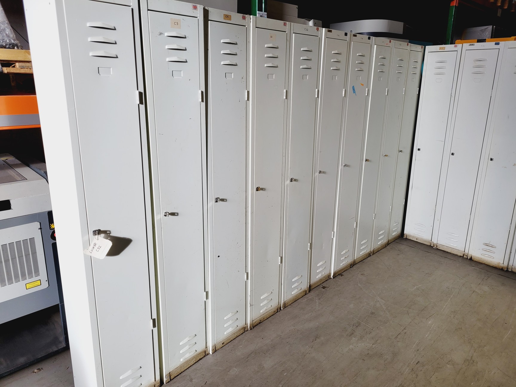 Image of 20 x Metal Lockers with Keys