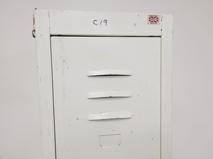 Thumbnail image of 20 x Metal Lockers with Keys