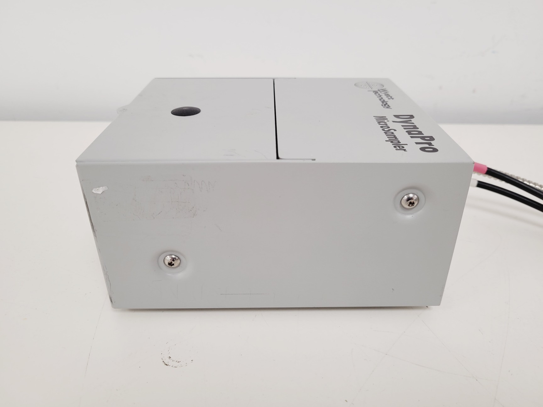 Image of Wyatt Technology DynaPro DP-TH-01 Titan Microsampler Lab