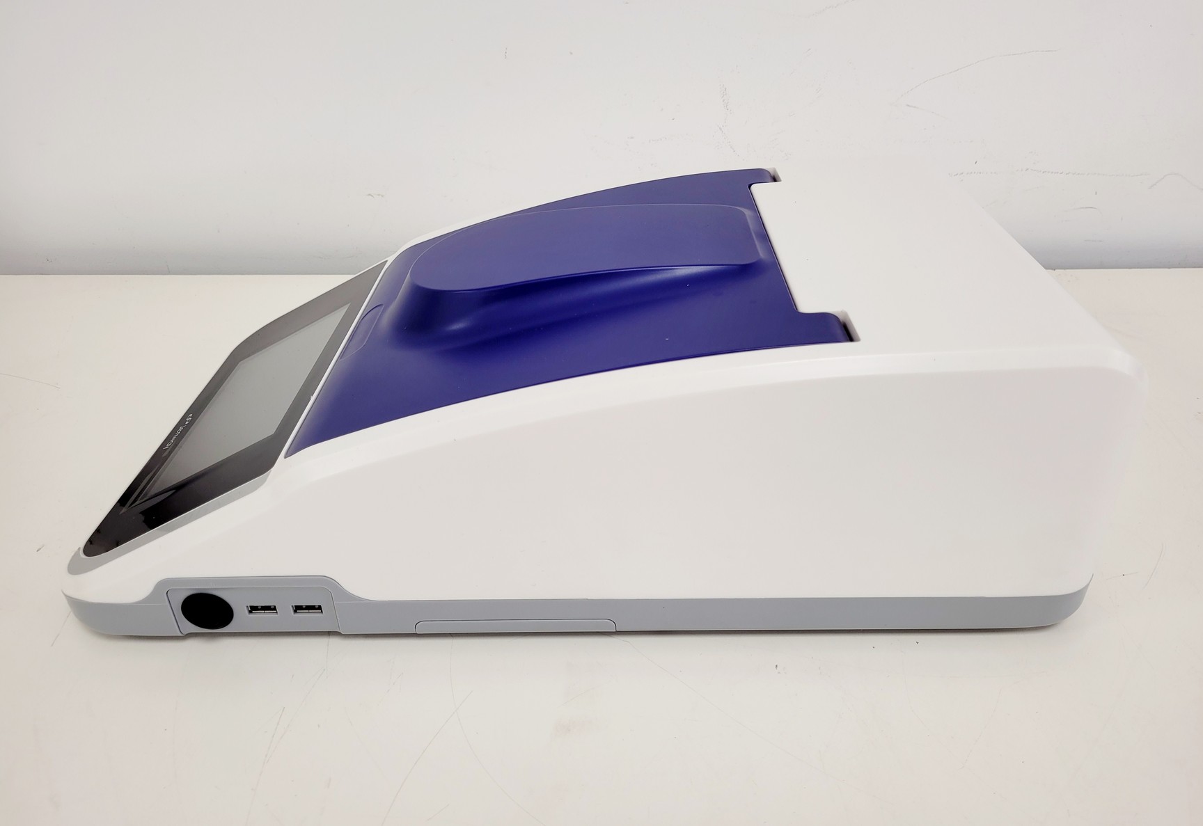Image of Jenway 7415 Nano Micro-Volume Spectrophotometer (2022) Lab
