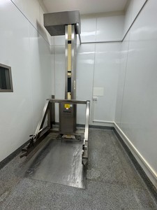 Image of Harbruc HBH Elevating Bin Lifter 2001 1500kg