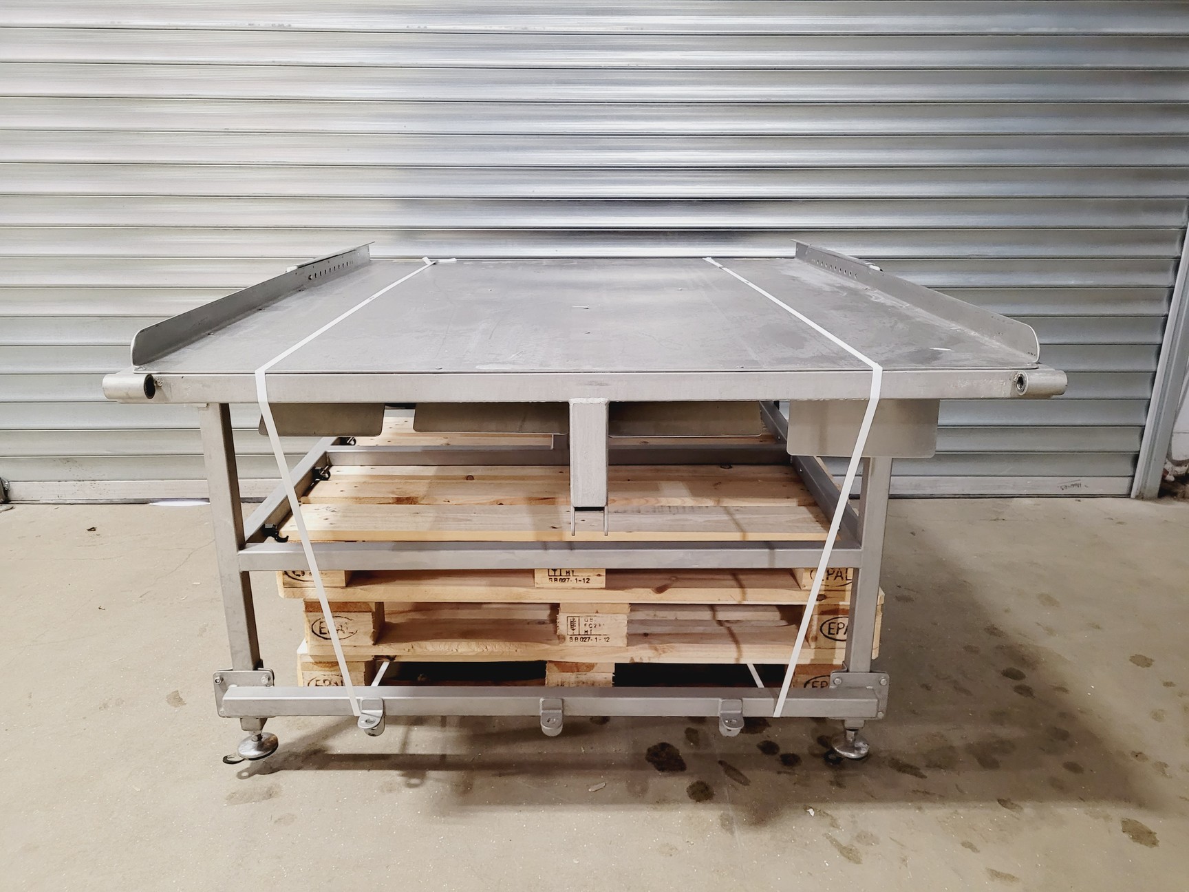 Image of STS Bin Lift System STE01-FFC01-SP-SS Electric & Hydraulic Tipping Station