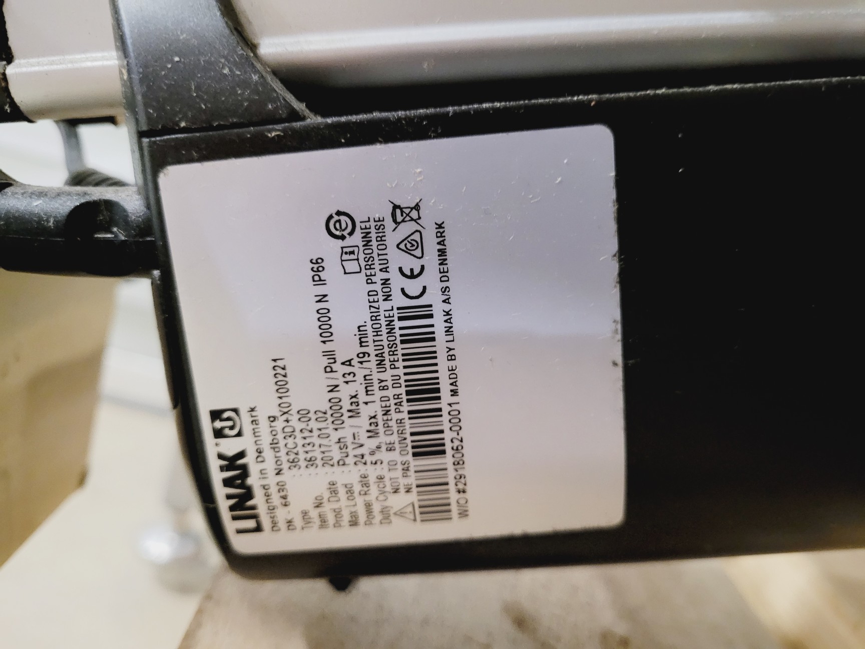 Image of STS Bin Lift System STE01-FFC01-SP-SS Electric & Hydraulic Tipping Station