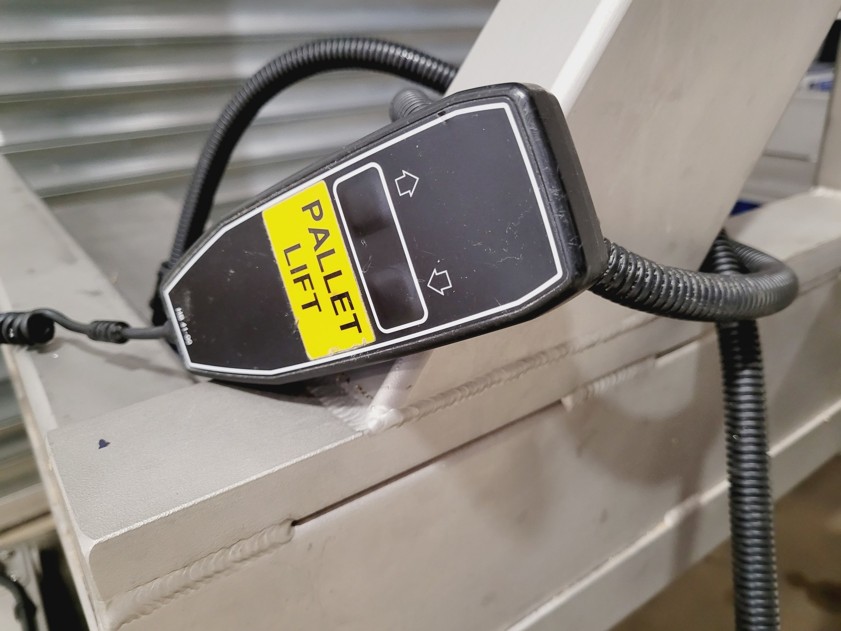 Image of STS Bin Lift System STE01-FFC01-SP-SS Electric & Hydraulic Tipping Station