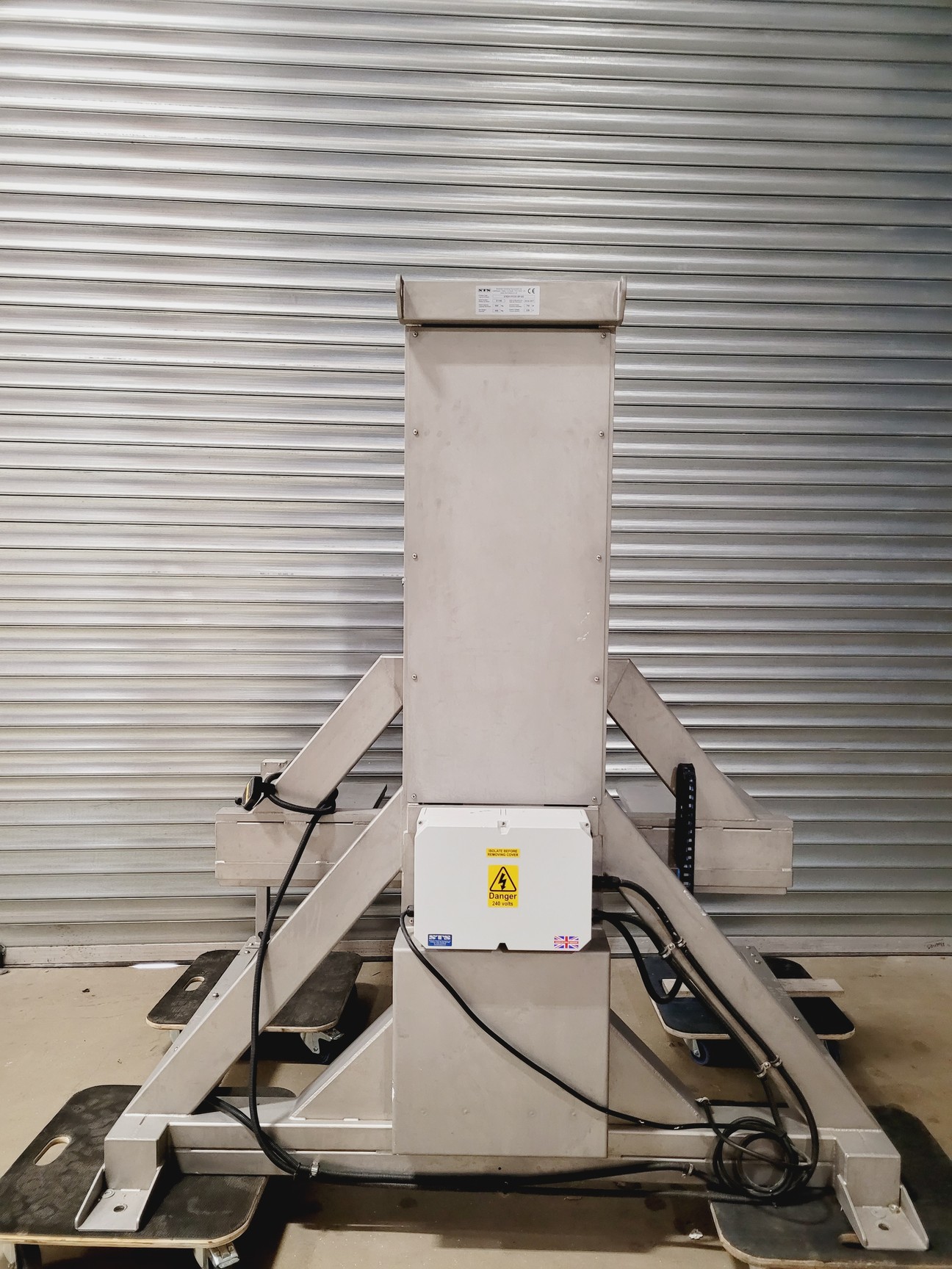 Image of STS Bin Lift System STE01-FFC01-SP-SS Electric & Hydraulic Tipping Station