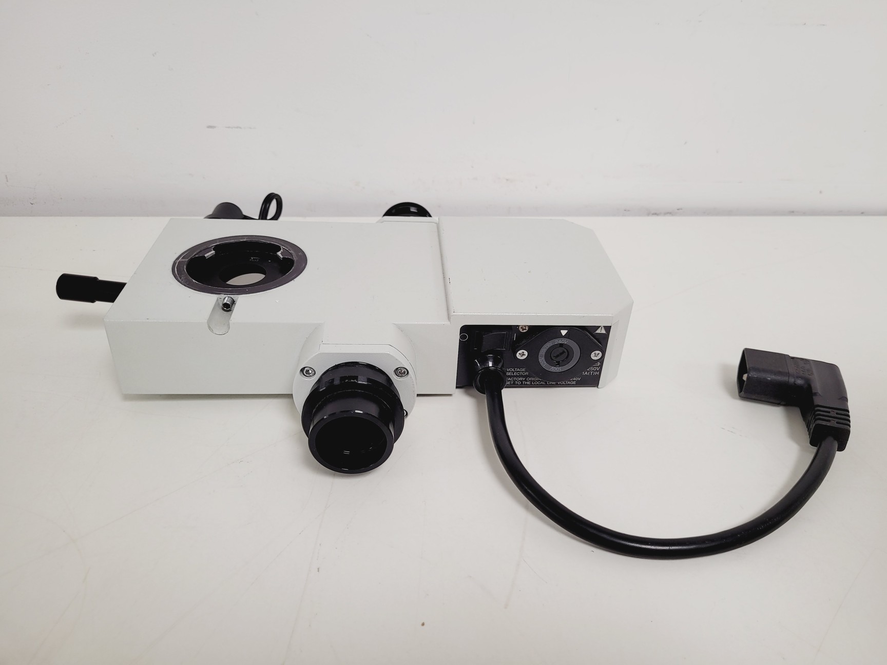 Image of Olympus U-MDOB Multi-Observation Bridge Lab