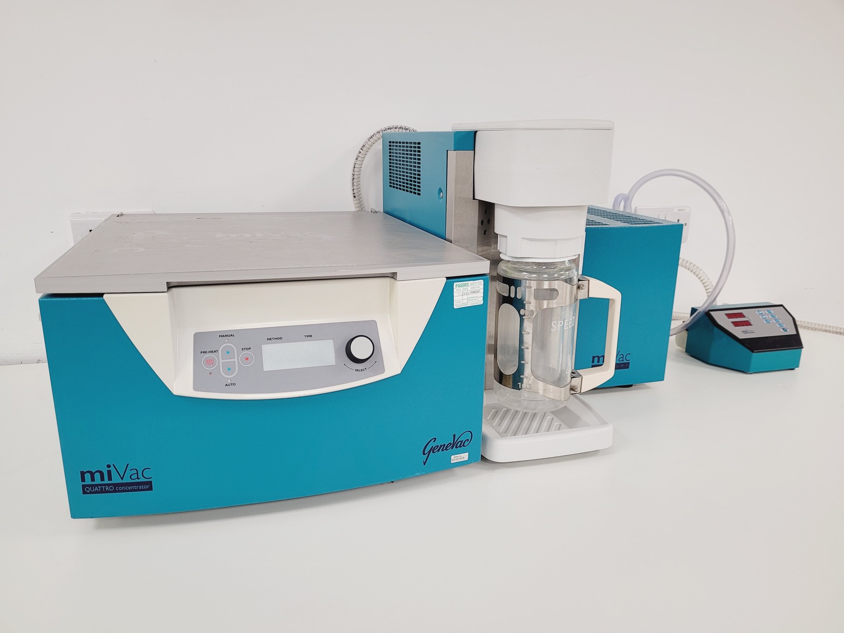 Image of GeneVac MiVac Quattro Concentrator, Duo Pump, Speed Trap & Controller System Lab
