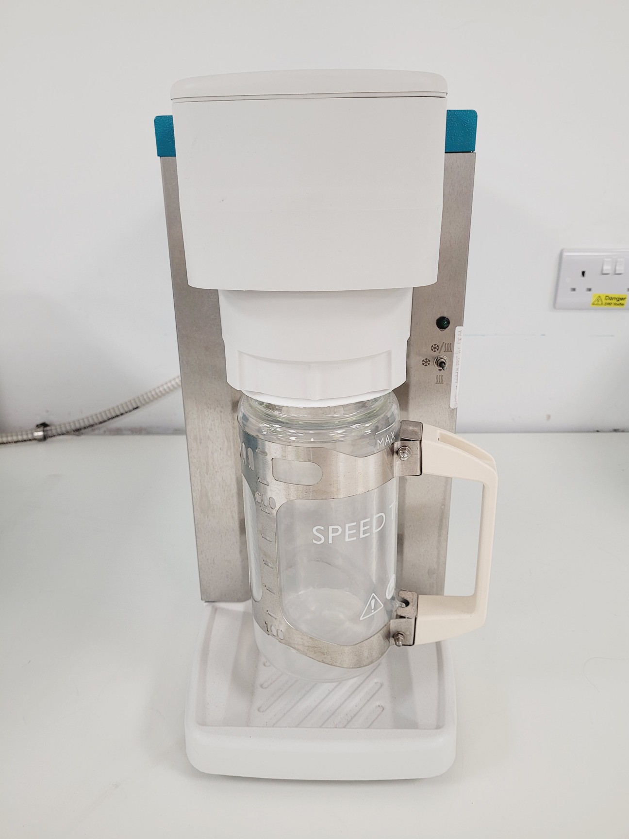 Image of GeneVac MiVac Quattro Concentrator, Duo Pump, Speed Trap & Controller System Lab