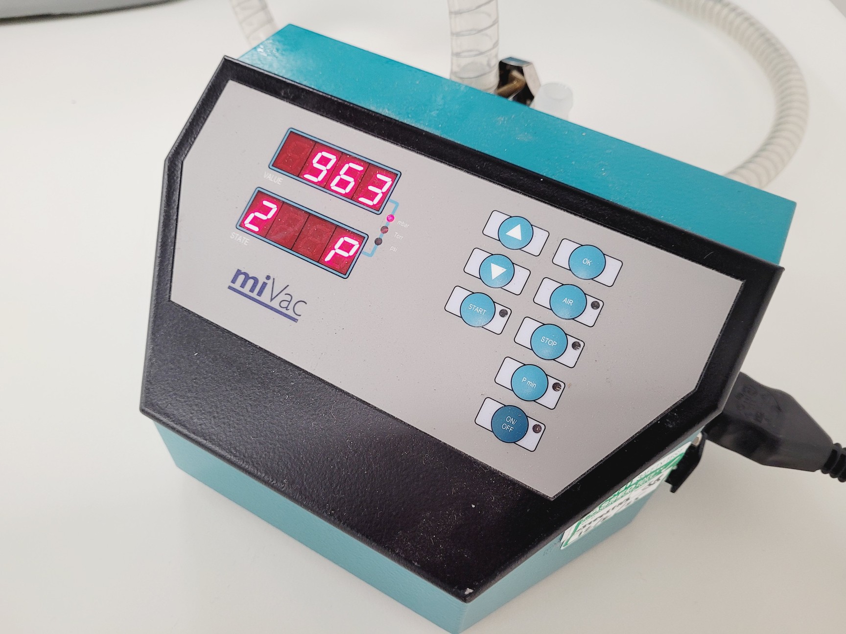 Image of GeneVac MiVac Quattro Concentrator, Duo Pump, Speed Trap & Controller System Lab