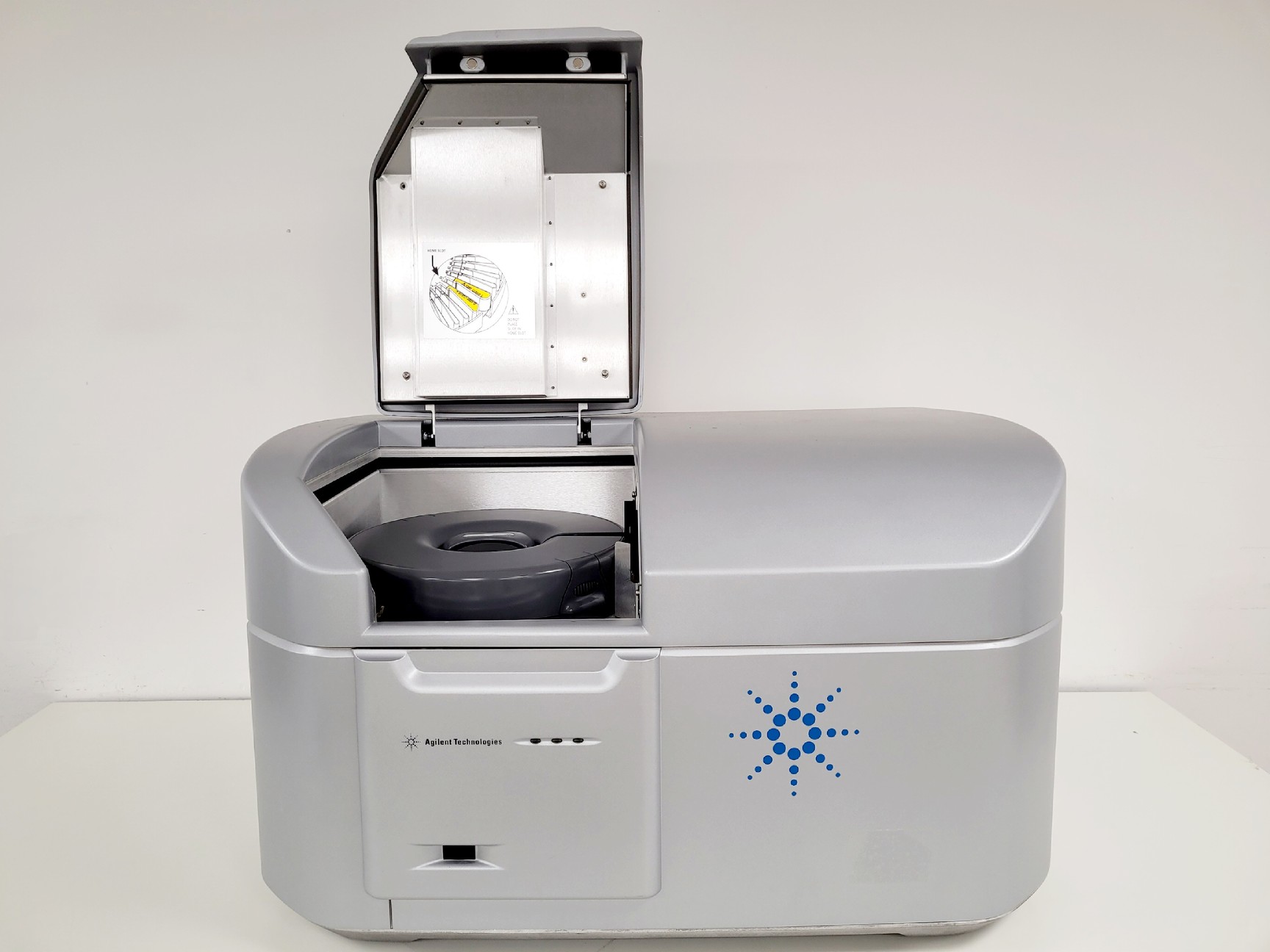 Image of Agilent Technologies DNA Microarray Scanner G2505 B Lab