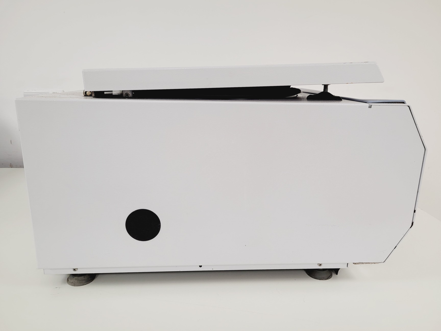 Image of Jouan MR23i BenchTop Centrifuge Faulty Motherboard Lab