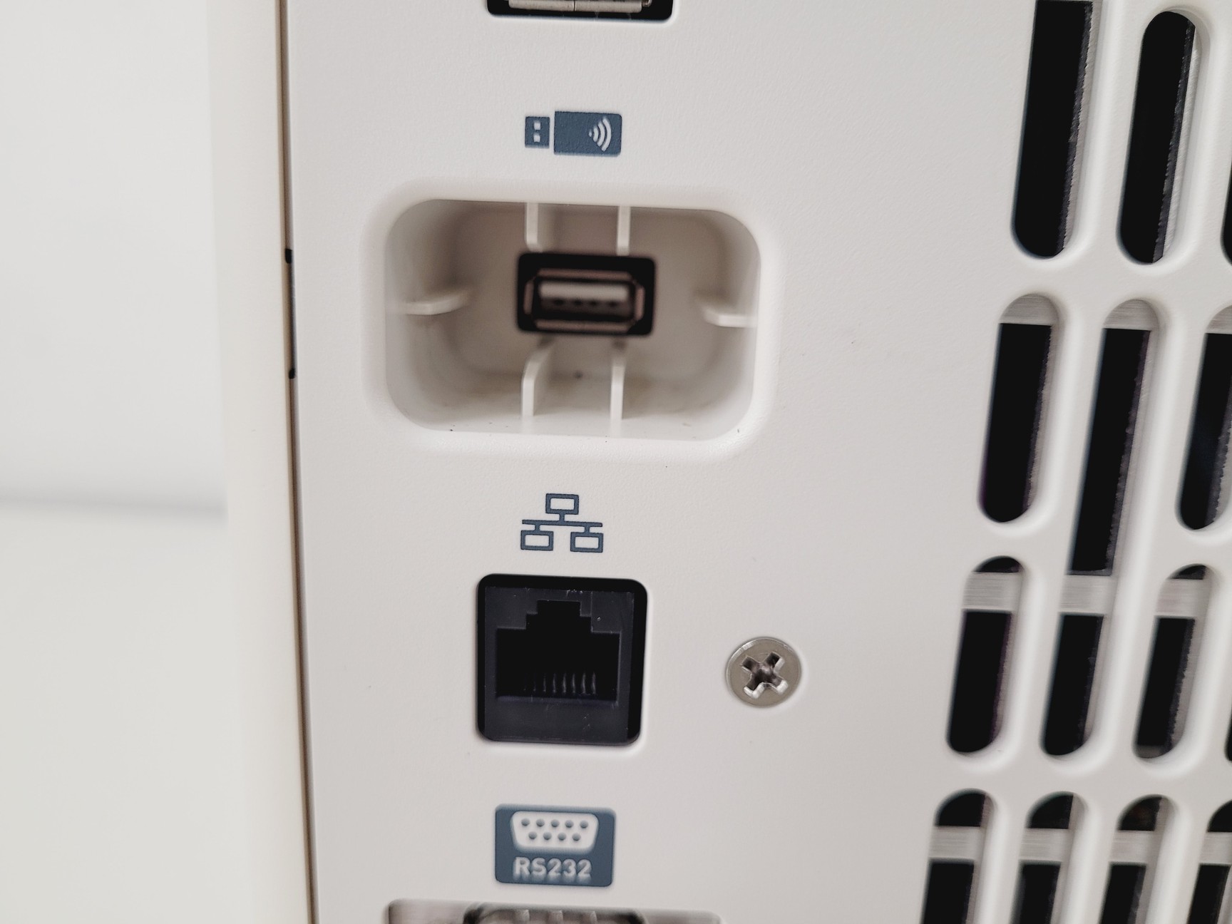 Image of Applied Biosystems QuantStudio 5 Real-Time PCR Instrument 384-Well Spares/Repair