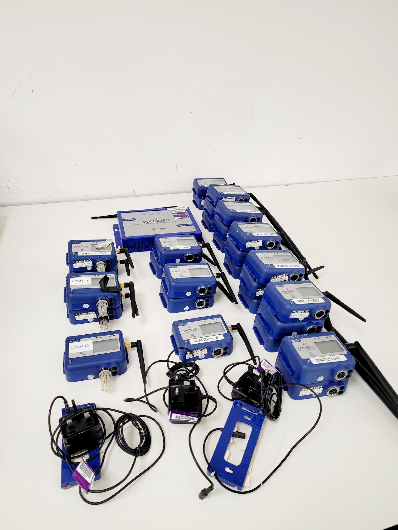 Image of Lot of 30 x Comark Wireless Temperature Transmitters RF513,RF500,RF512,RF516 