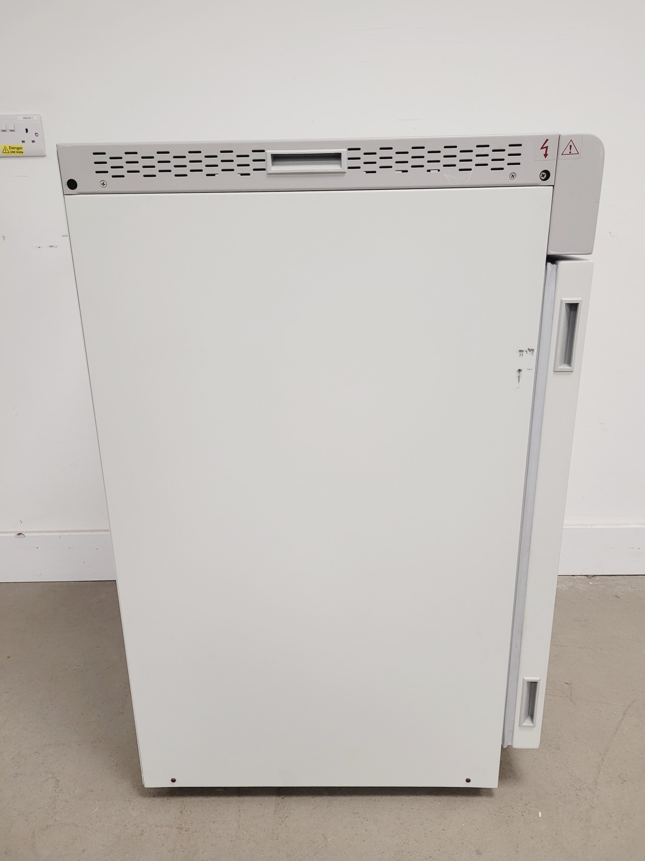 Image of Nuaire Laboratory CO2 Incubator Model NU-5500E Lab