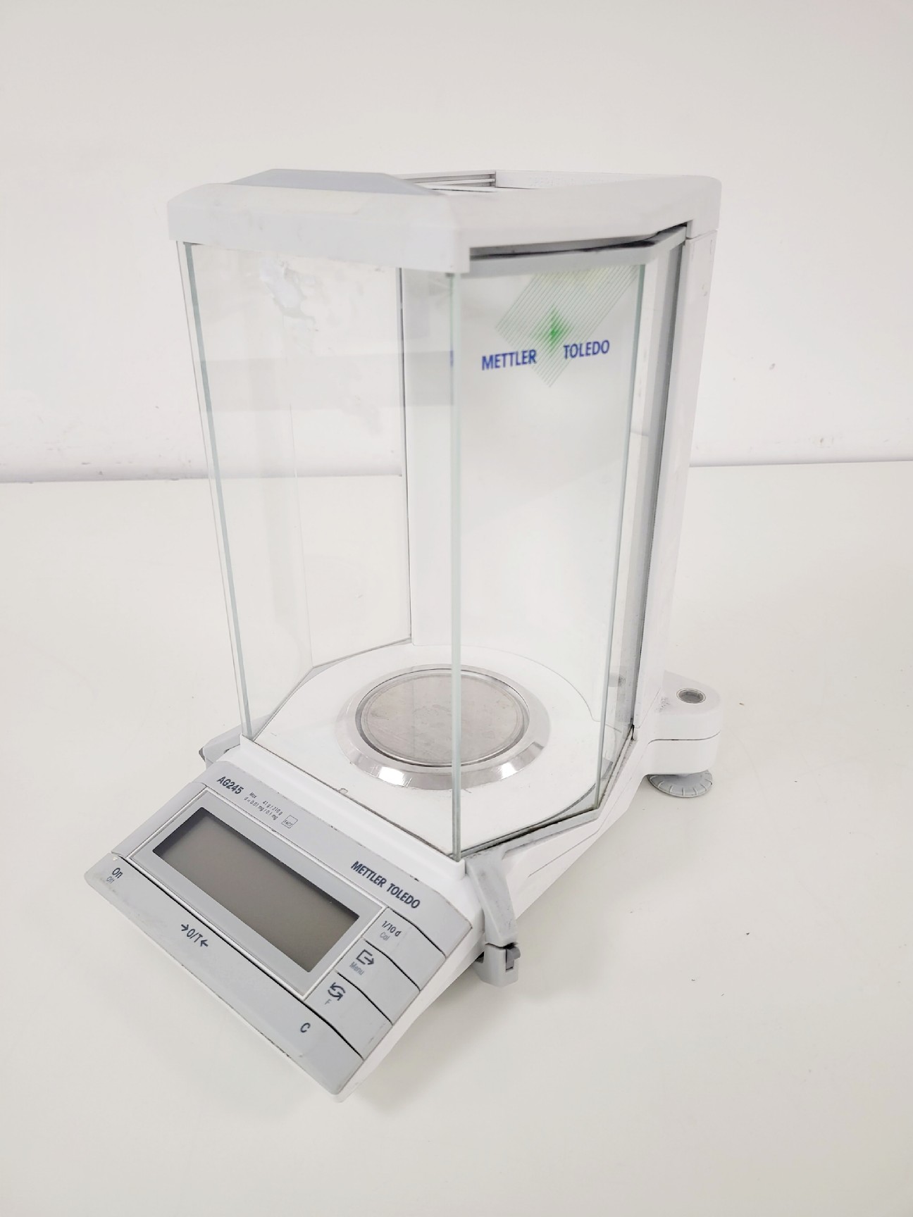 Image of Mettler Toledo AG245 Scale/Balance Lab