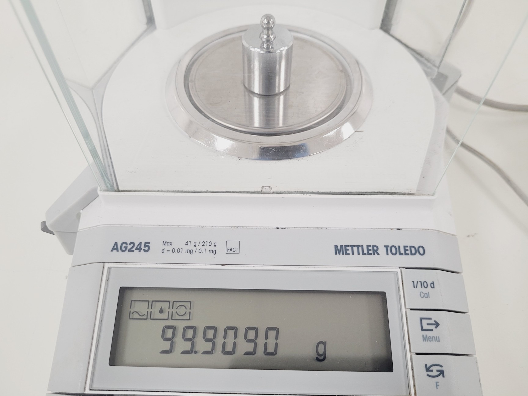 Image of Mettler Toledo AG245 Scale/Balance Lab