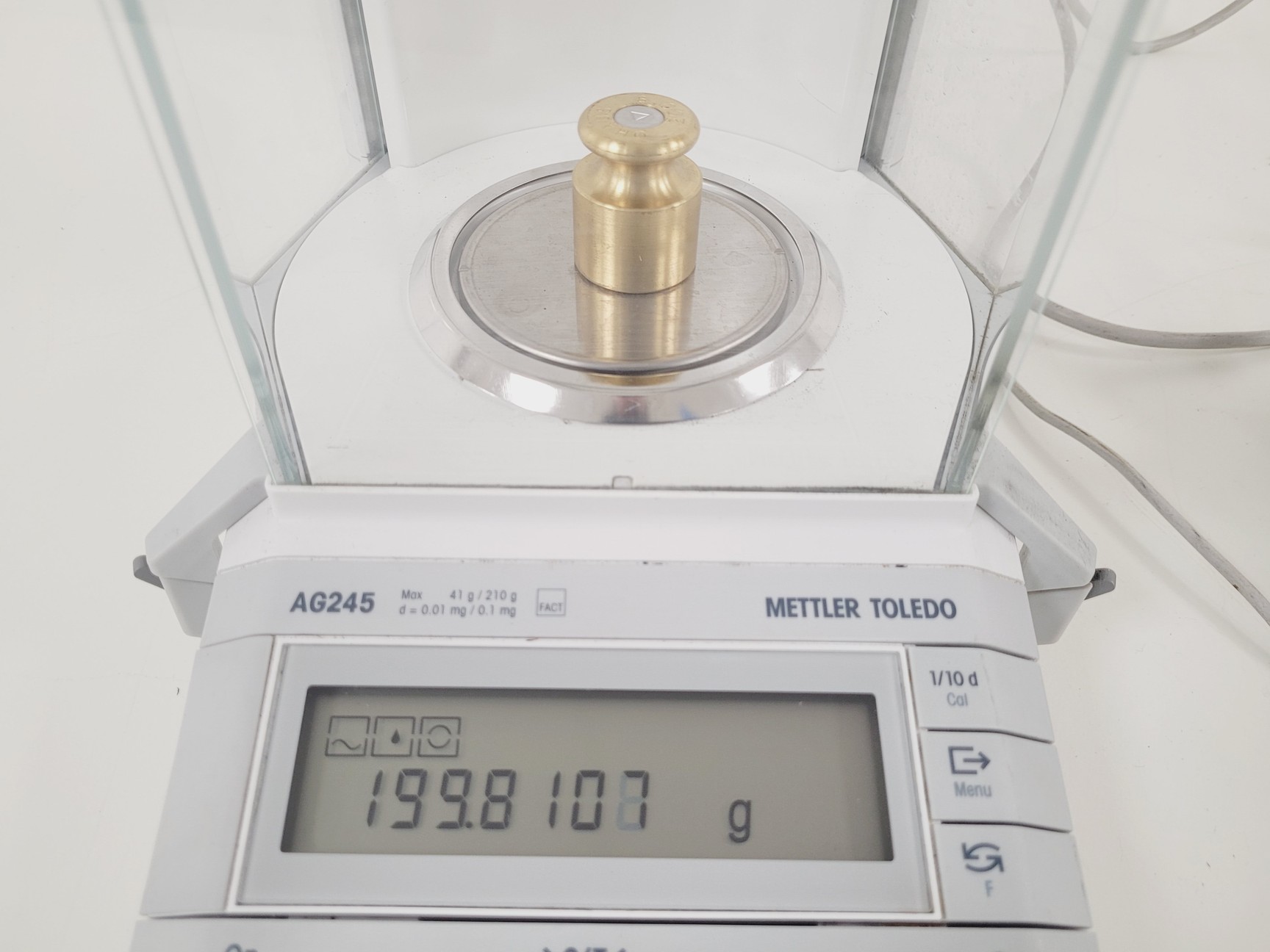 Image of Mettler Toledo AG245 Scale/Balance Lab