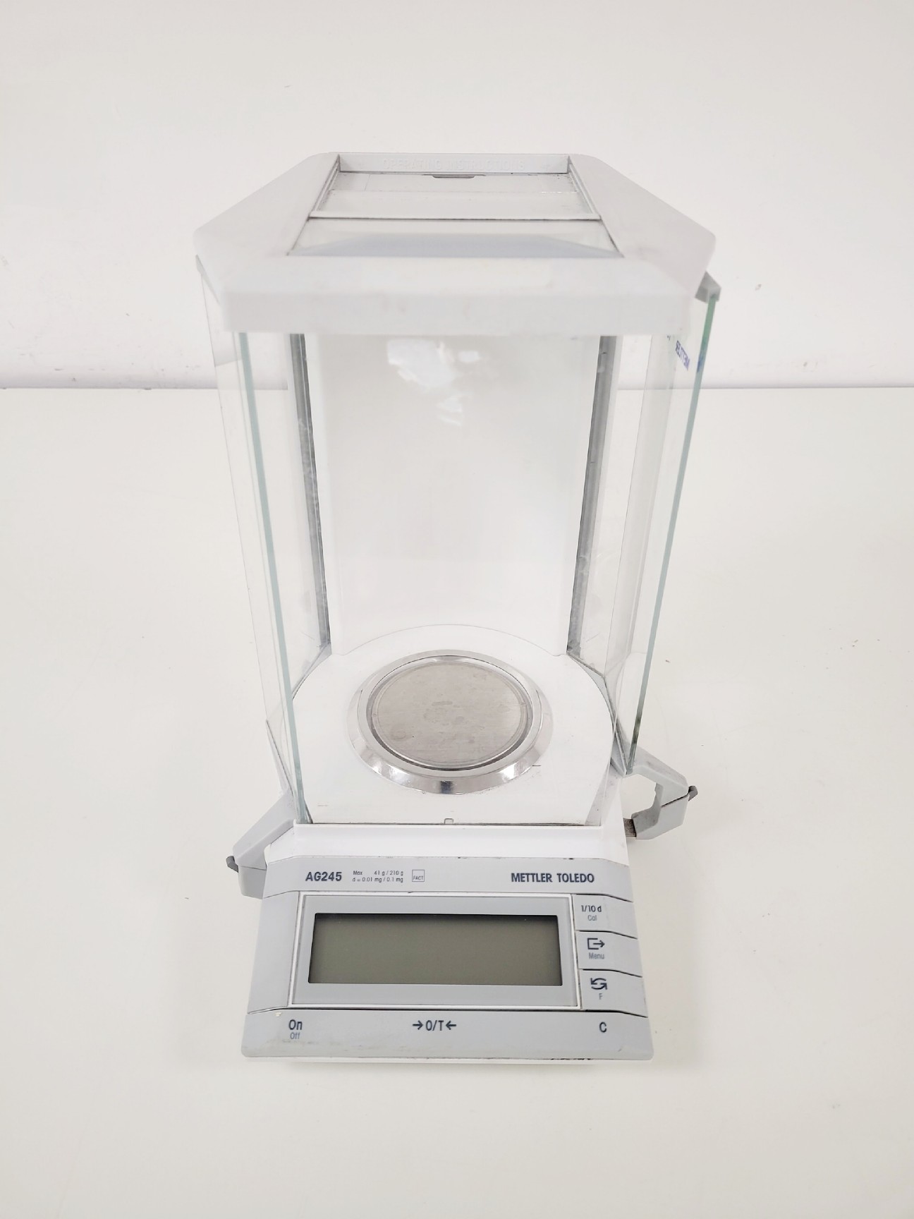 Image of Mettler Toledo AG245 Scale/Balance Lab