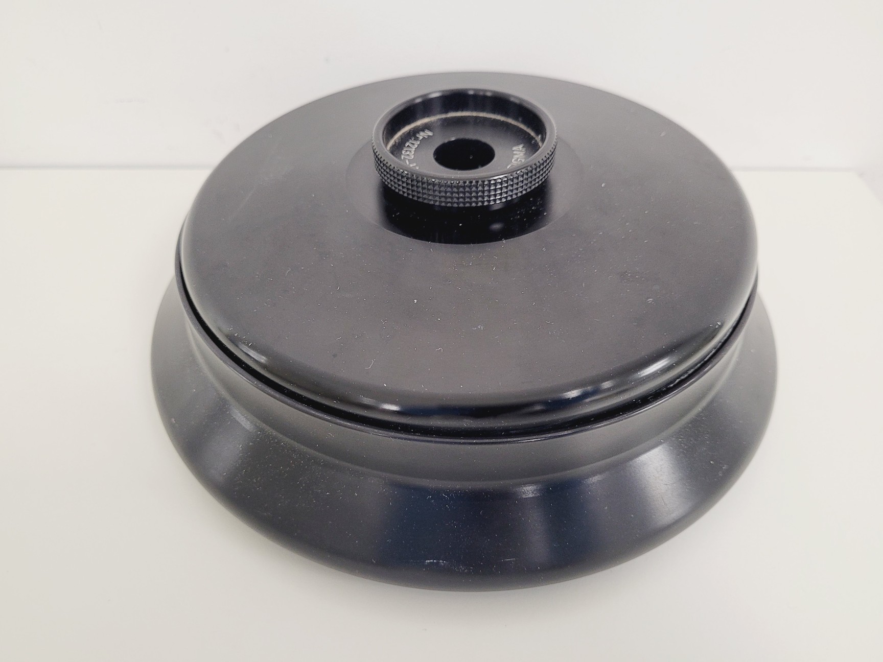 Image of Sigma 1-15K Refrigerated Benchtop Centrifuge Spares/Repair Lab