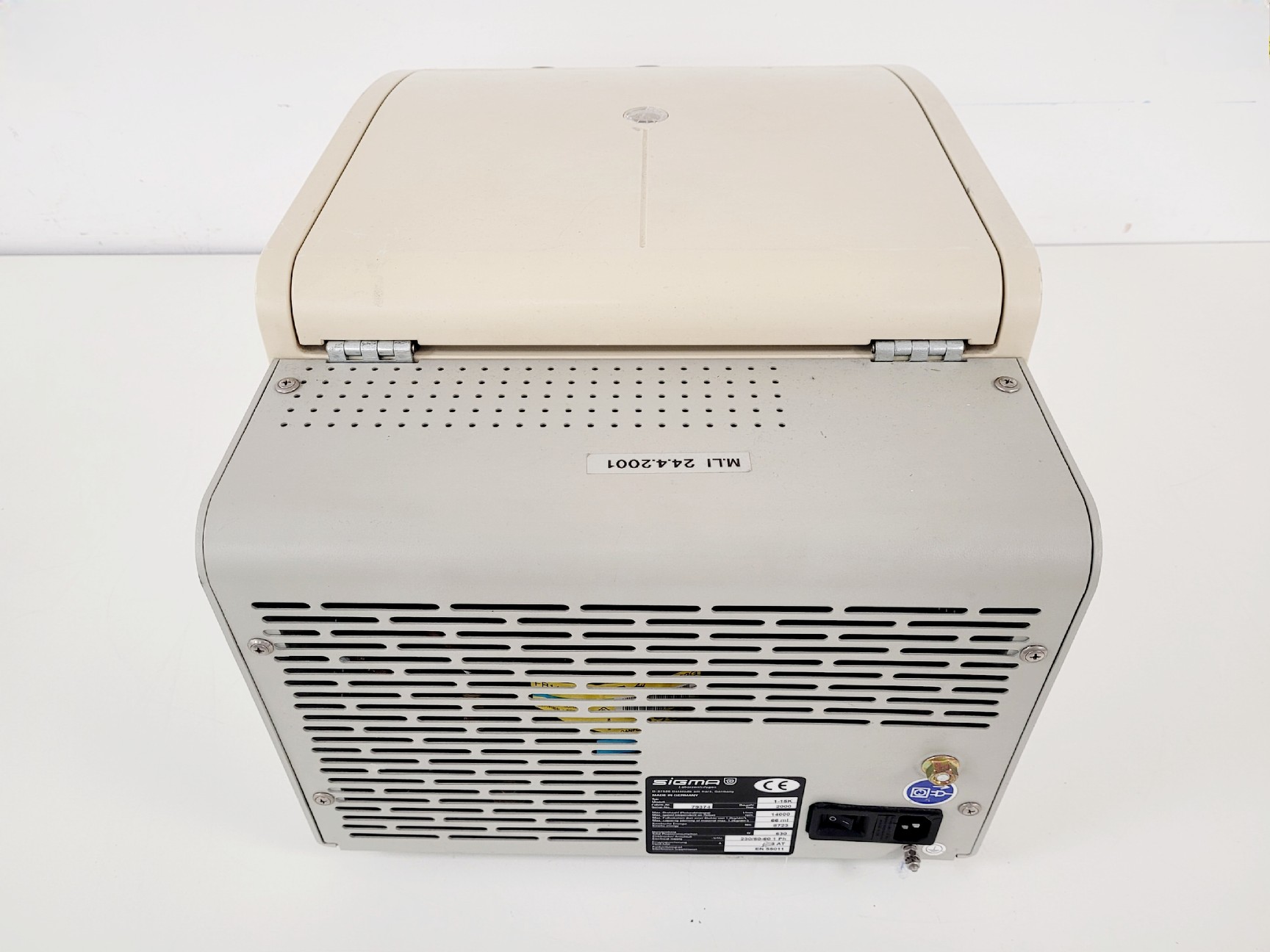 Image of Sigma 1-15K Refrigerated Benchtop Centrifuge Spares/Repair Lab