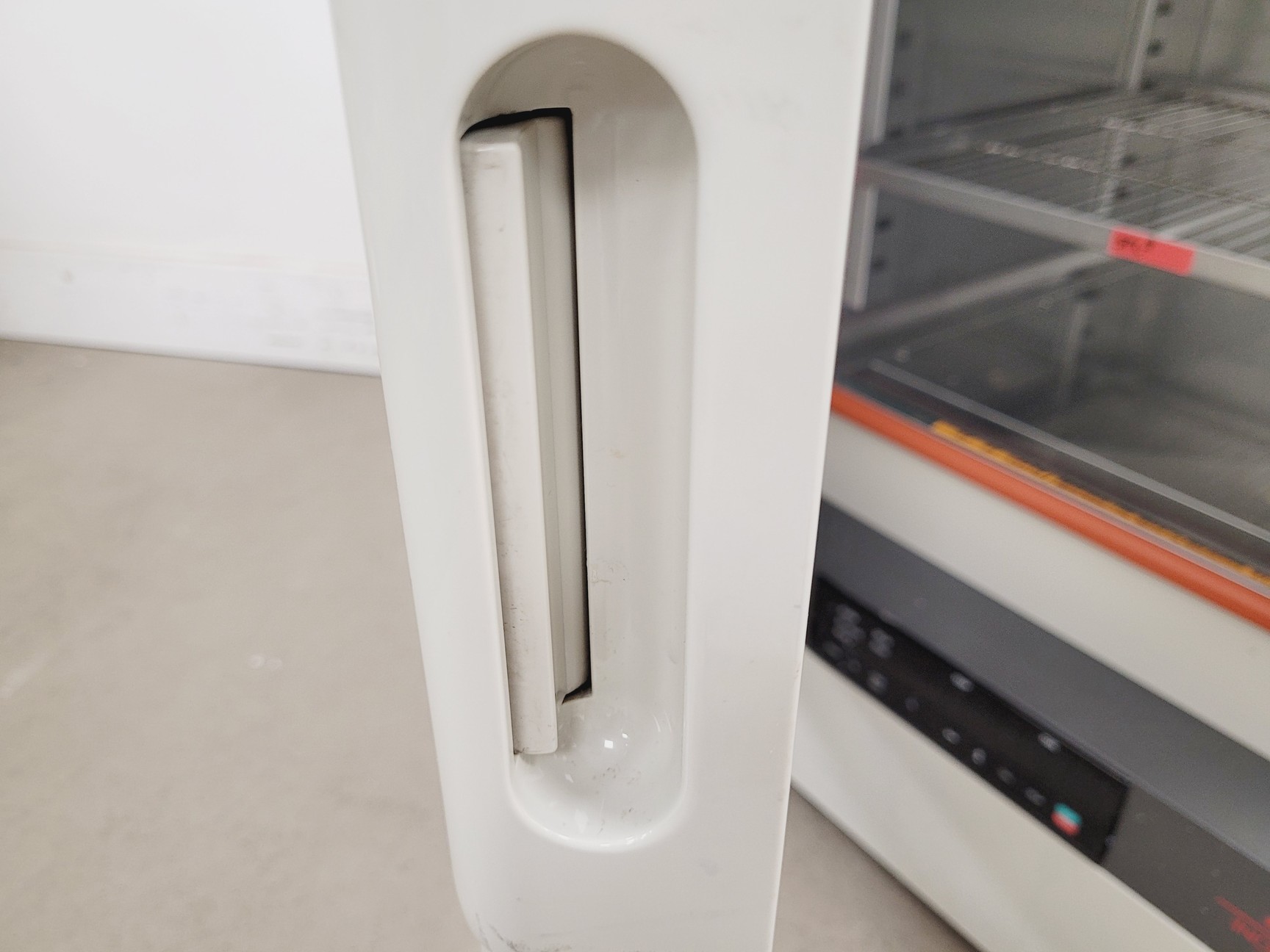 Image of Sanyo Incubator Model-MIR162 Lab