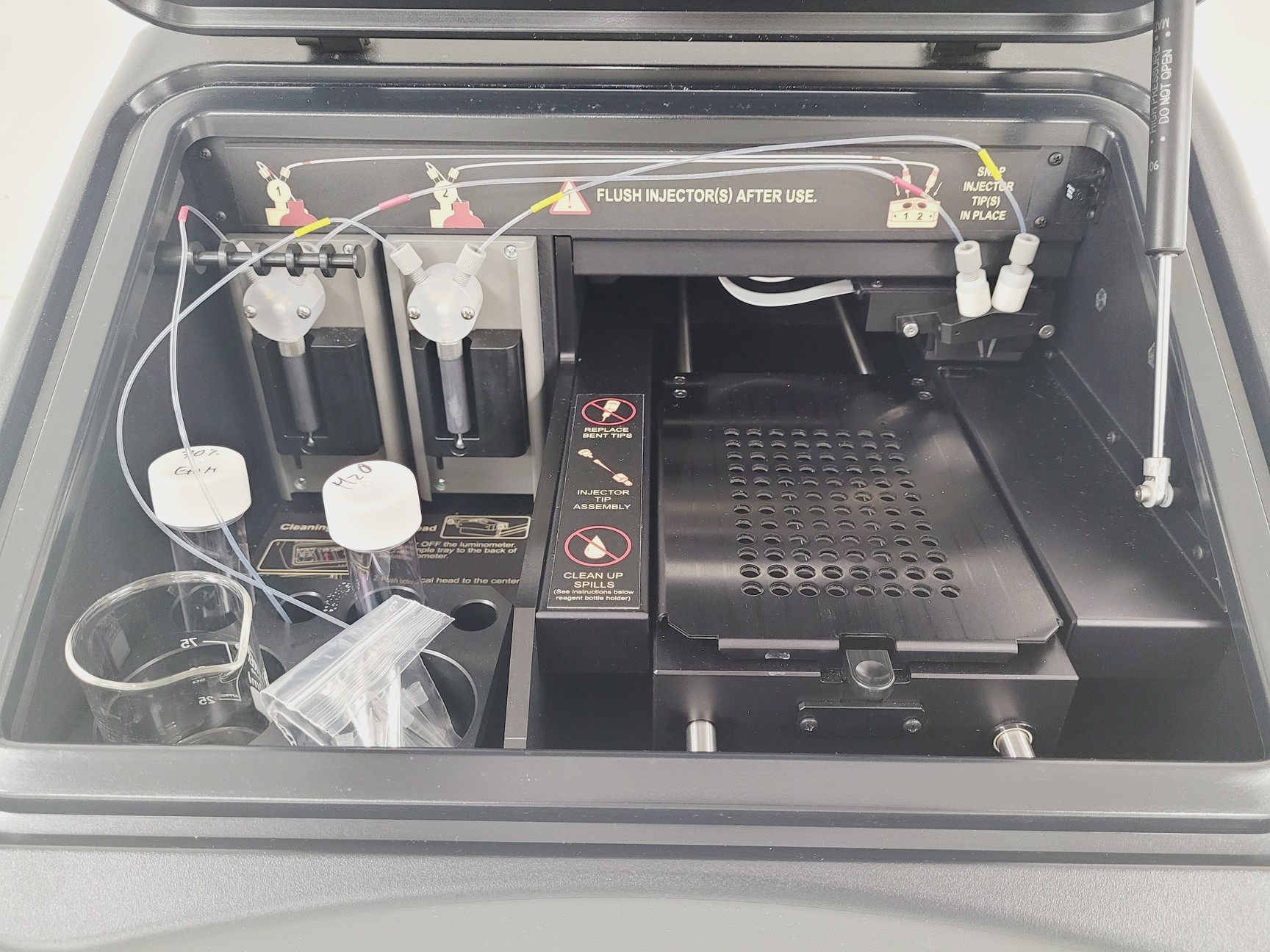 Image of Promega GloMax 9100-102 96 Microplate Luminometer w/ PC & GloMax Software Lab