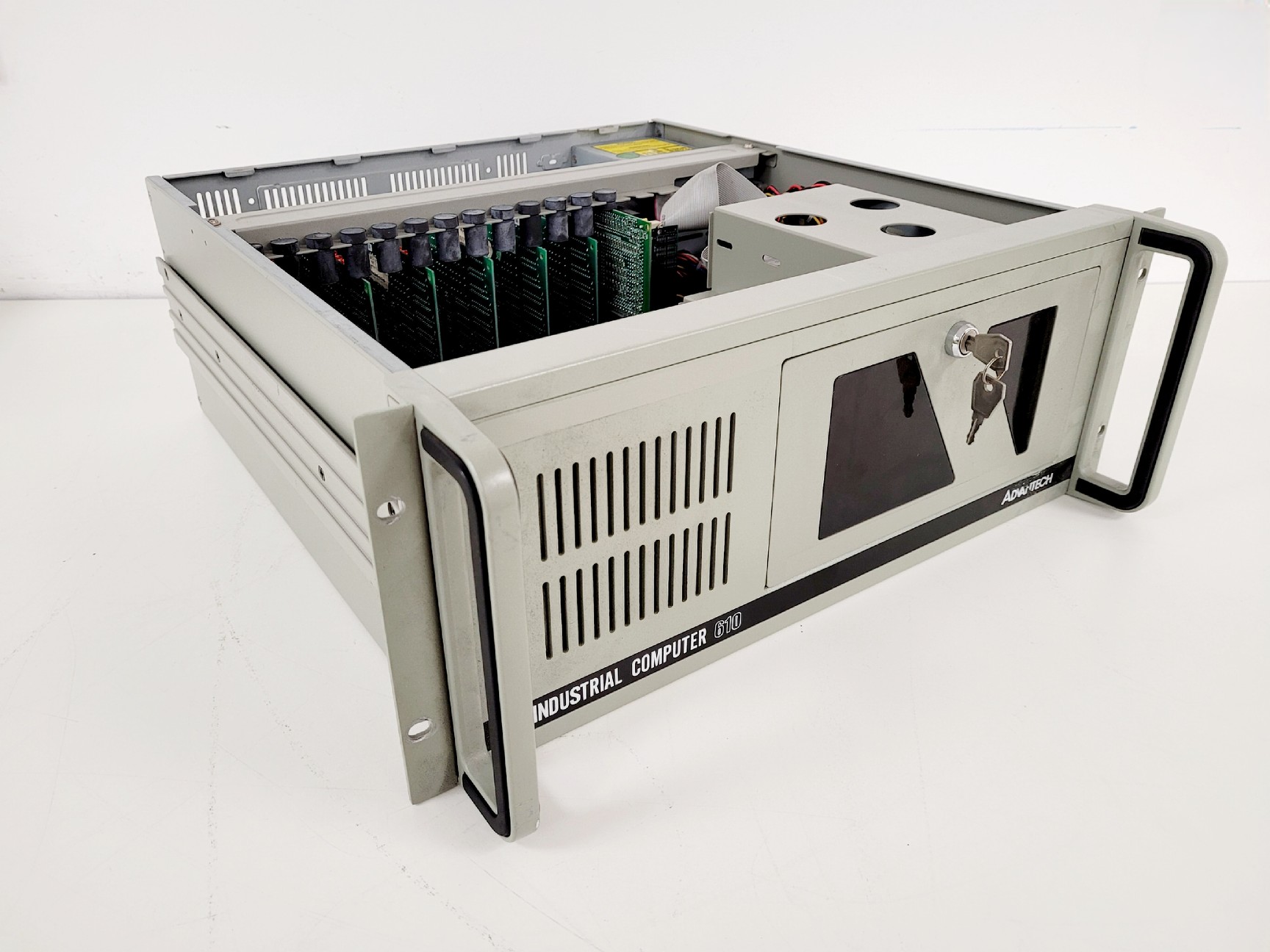 Image of Advantech Industrial Computer IPC-610  Lab