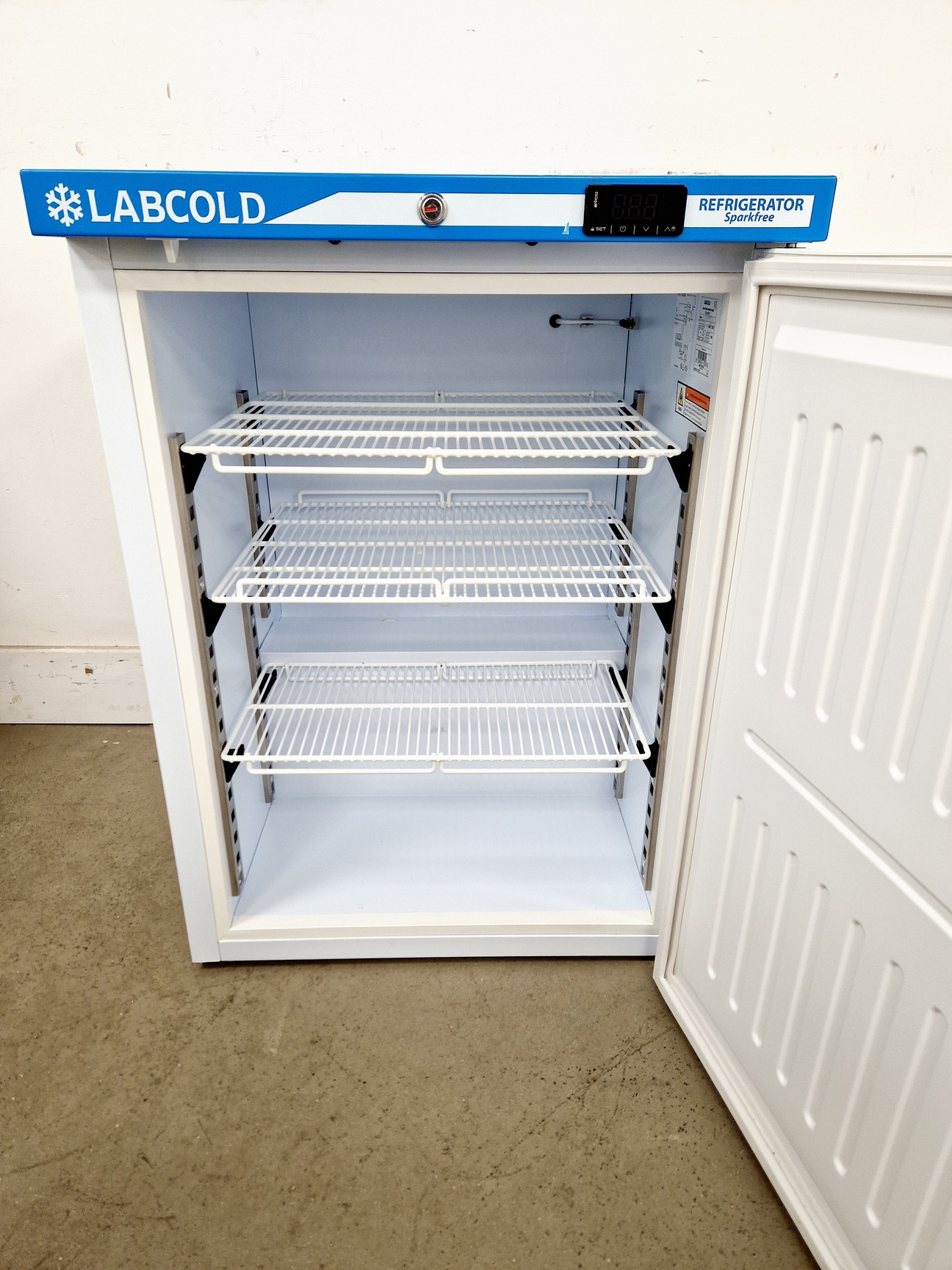 Image of LabCold RLPR0517 Refrigerator Lab