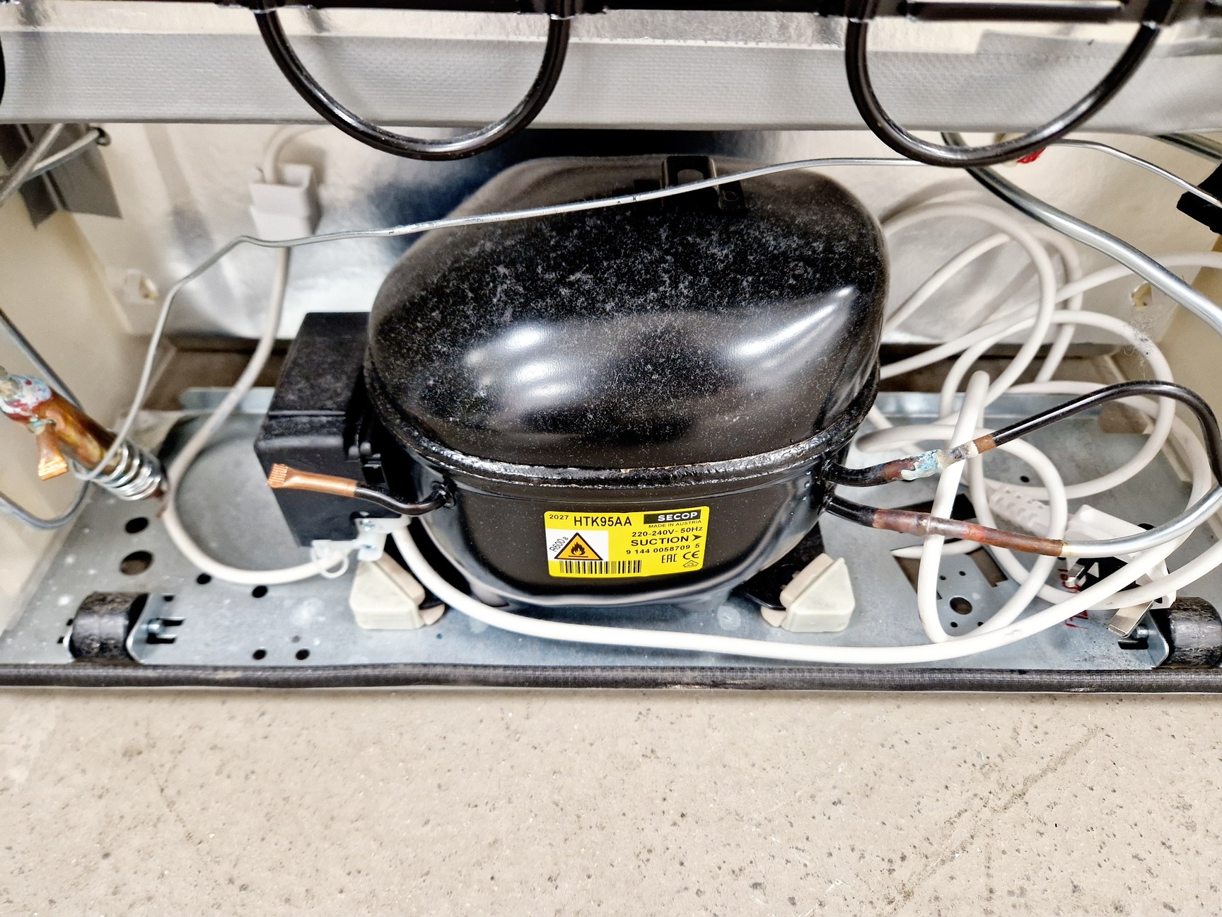 Image of Liebherr Model LGUEX 1500 MedilLine Laboratory Freezer