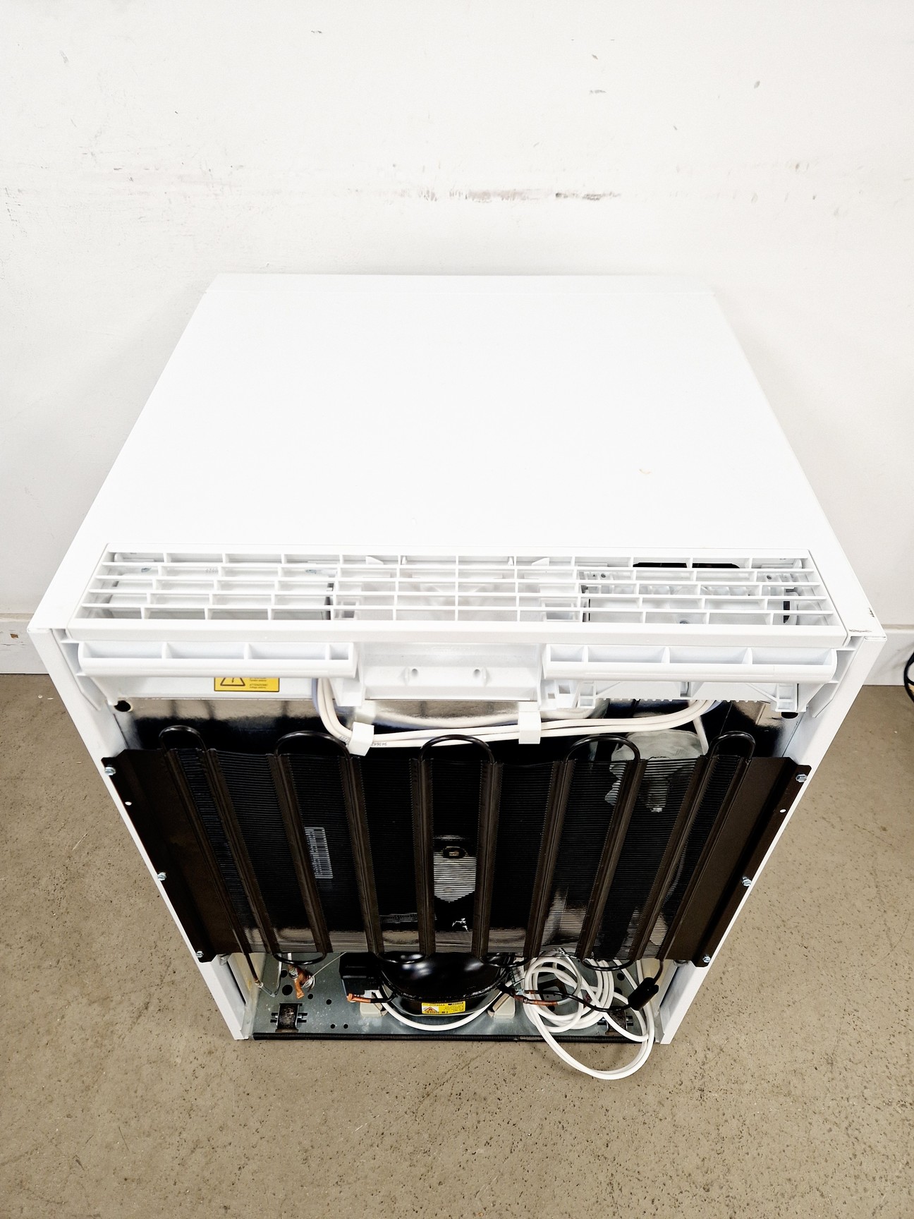 Image of Liebherr Model LGUEX 1500 MedilLine Laboratory Freezer