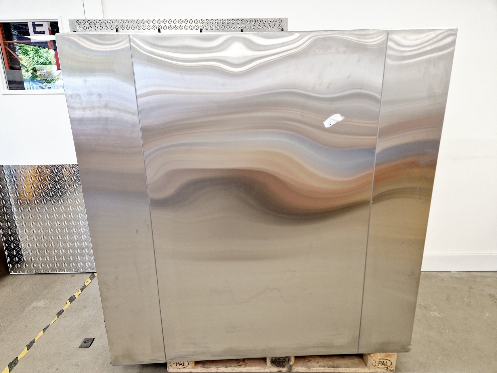 Image of Nuaire LabGard ES Class II Biological Safety Cabinet Model- NU 543 500S Lab