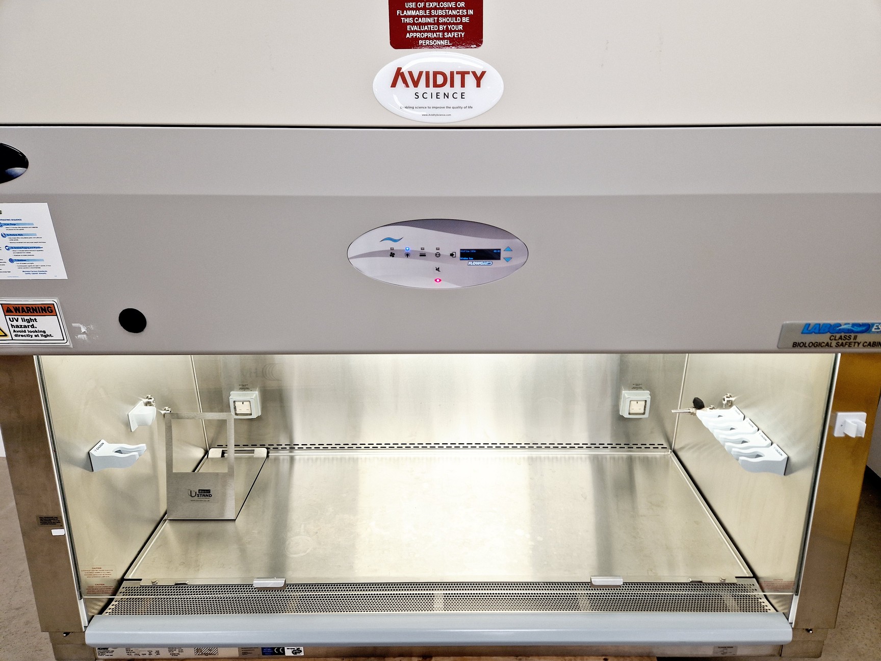 Image of Nuaire LabGard ES Class II Biological Safety Cabinet Model- NU 543 500S Lab