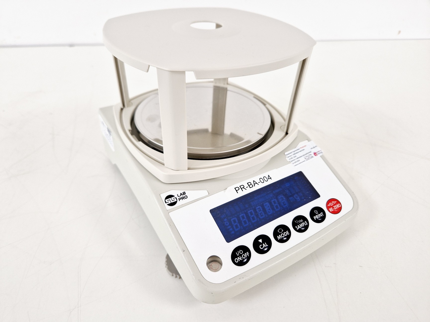Image of AnD Weighing FZ-2000i Precision Balance Lab