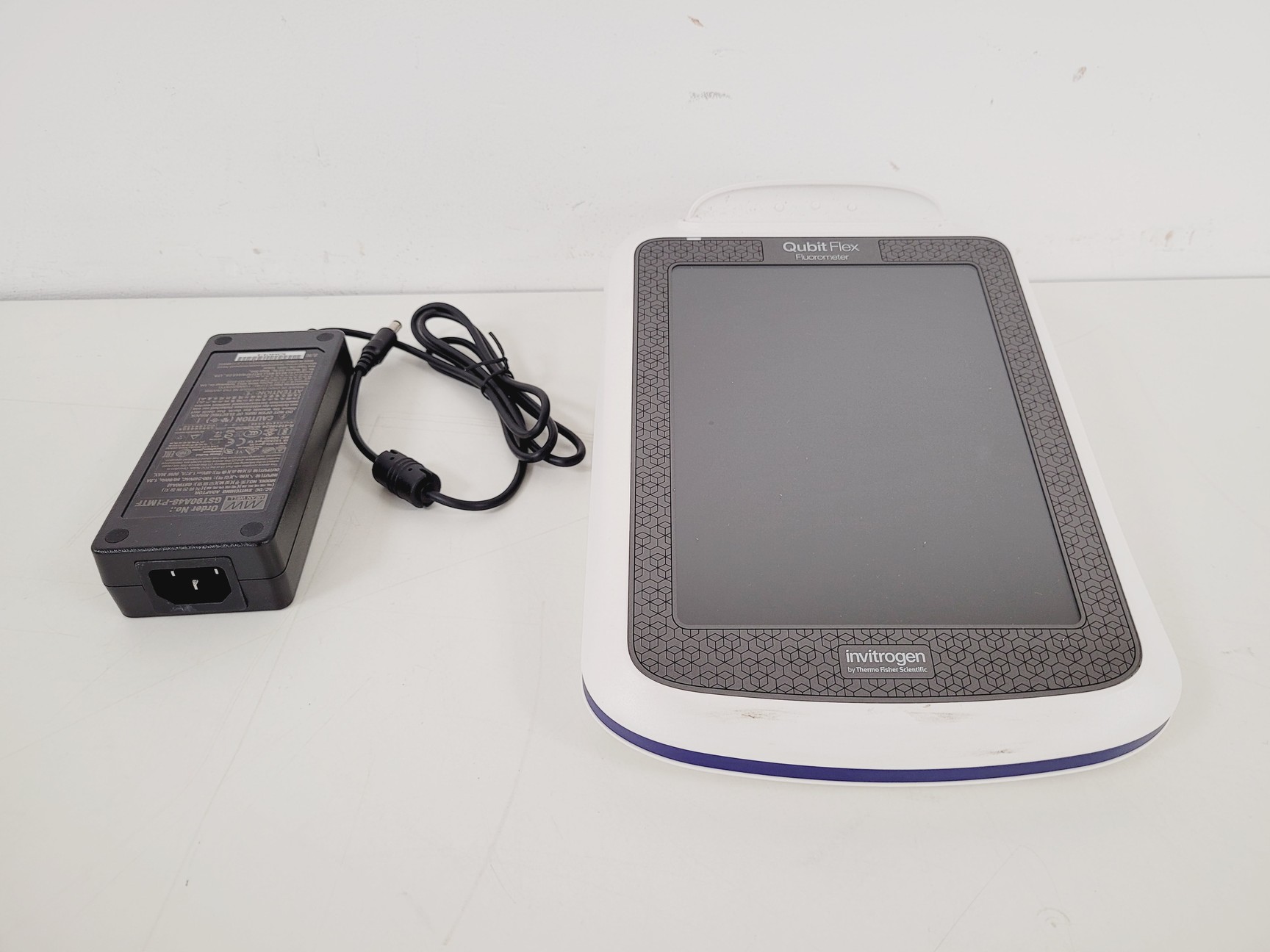 Image of Invitrogen Qubit Flex Flurometer Lab