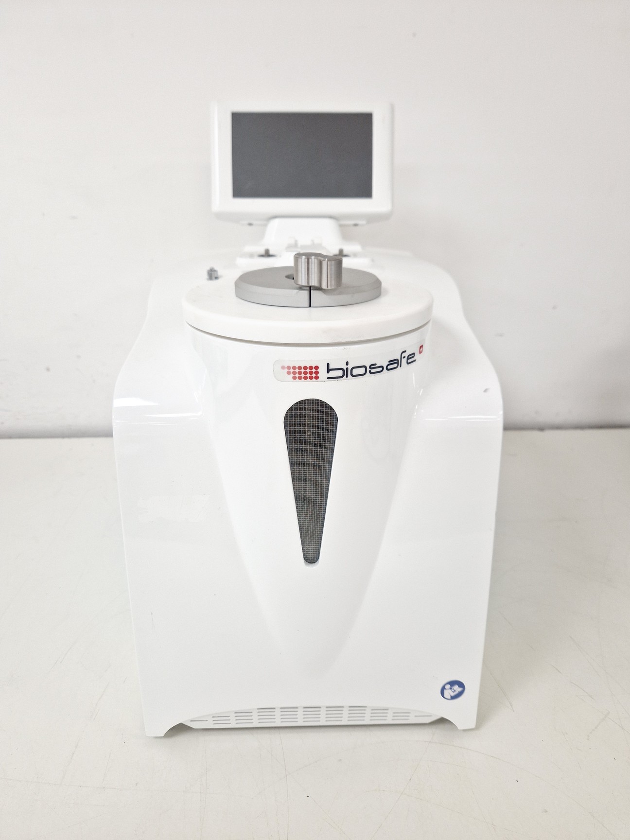 Image of Biosafe Sepax S-100 Cell Separation System Lab
