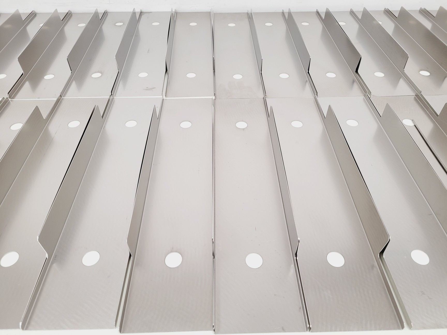 Image of 32 x Cryogenic Carriers  L48.5 x W11 x H5 cm Lab