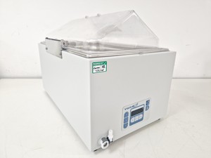 Image of VWR Unstirred VWB 26 Water Bath 26 Litre Lab