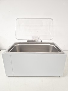 Thumbnail image of VWR Unstirred VWB 26 Water Bath 26 Litre Lab