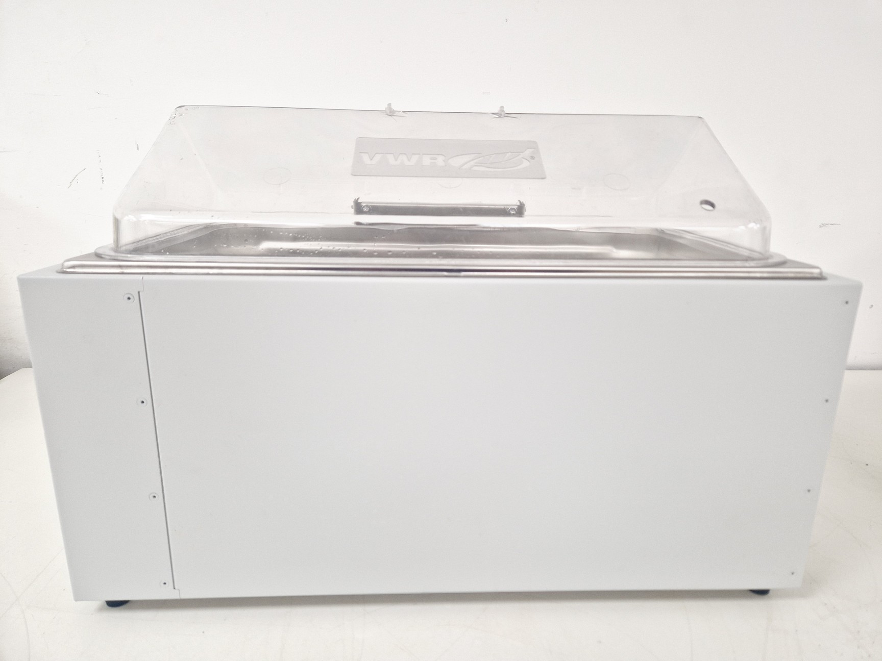 Image of VWR Unstirred VWB 26 Water Bath 26 Litre Lab