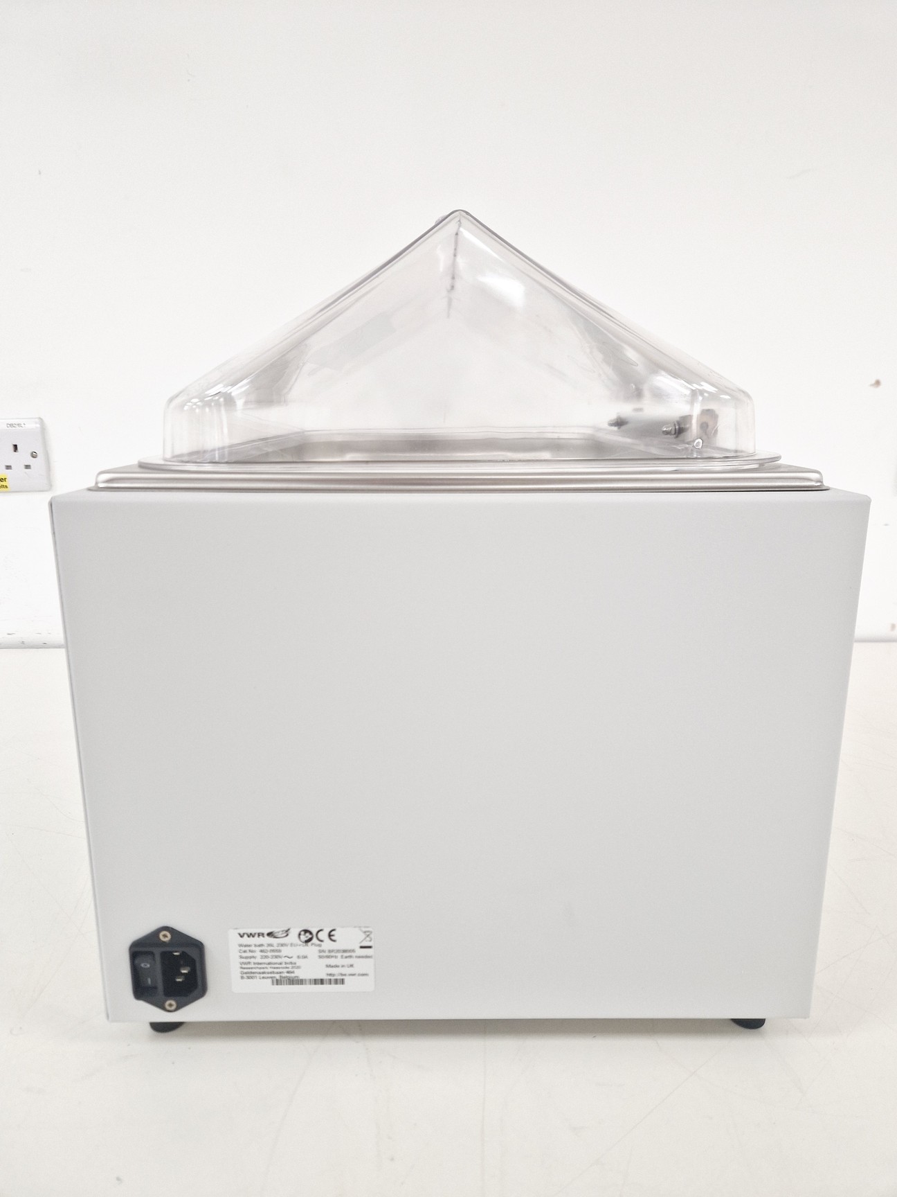 Image of VWR Unstirred Water Bath 26 Litre Lab