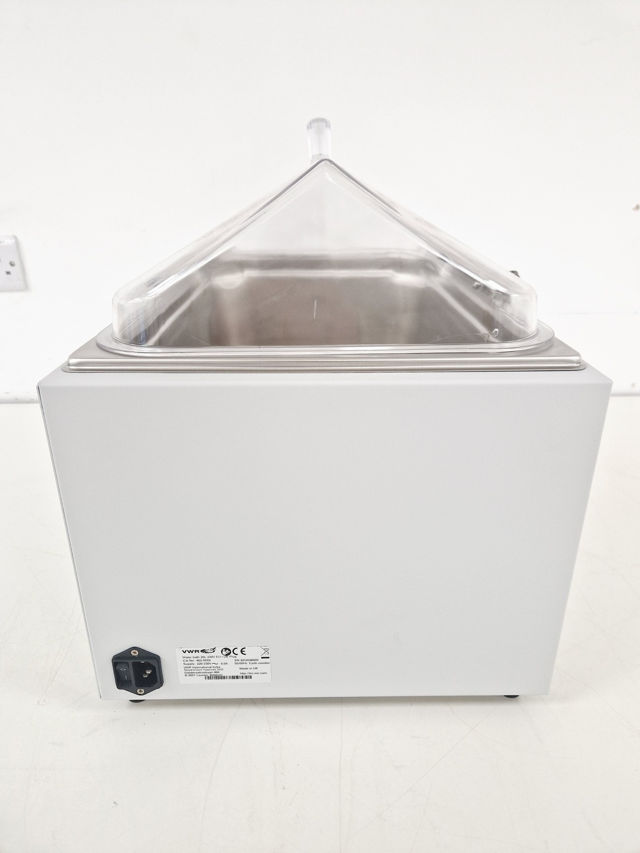 Image of VWR Unstirred Water Bath 26 Litre Lab