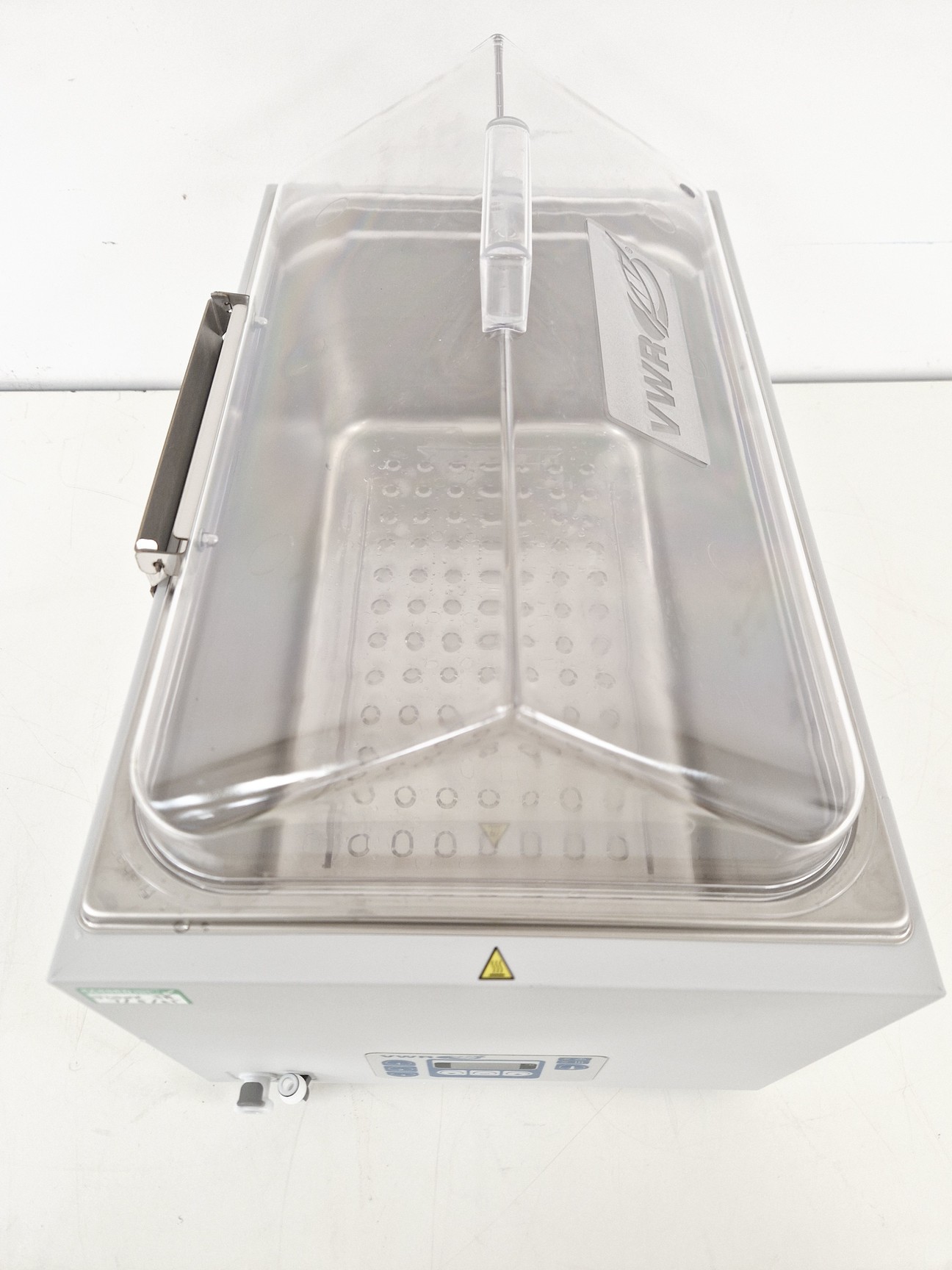 Image of VWR Unstirred Water Bath 26 Litre Lab