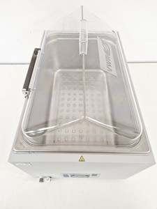 Thumbnail image of VWR Unstirred Water Bath 26 Litre Lab