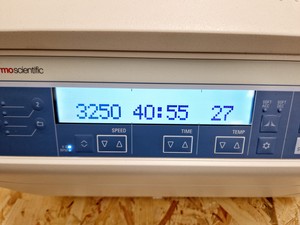 Thumbnail image of Thermo Scientific Megafuge 8R BenchTop Centrifuge W/ TX-150 Rotor 4,500 Max RPM 