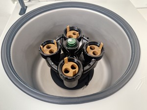 Thumbnail image of Thermo Scientific Megafuge 8R BenchTop Centrifuge W/ TX-150 Rotor 4,500 Max RPM 