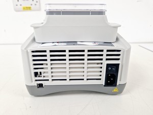 Thumbnail image of Eppendorf ThermoMixer C Dry Block Heater Lab