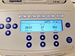 Thumbnail image of Eppendorf ThermoMixer C Dry Block Heater Lab