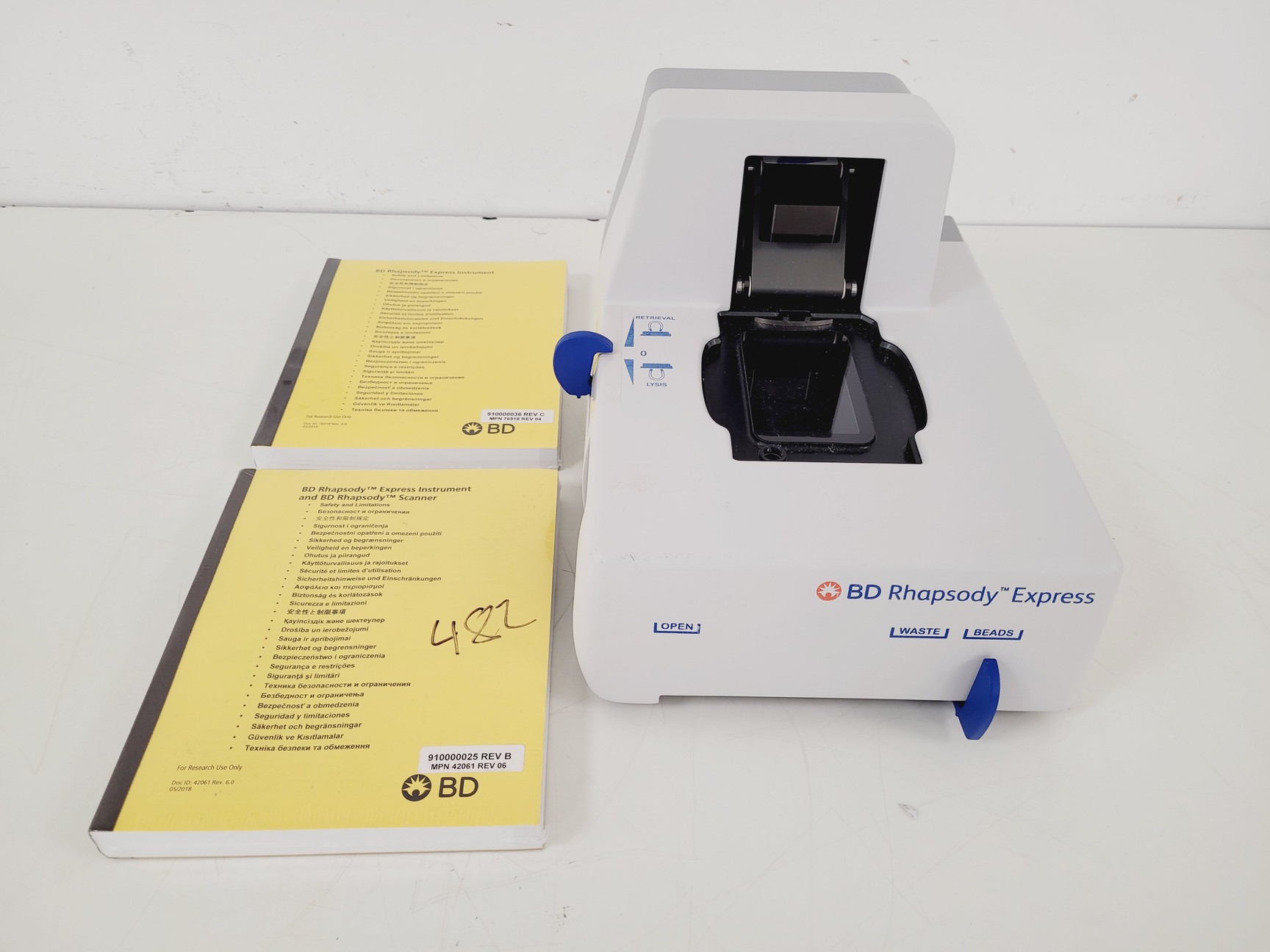 Image of BD Rhapsody Express Single-Cell Analysis System Lab